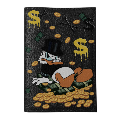 Кожаная обложка на паспорт с принтом - Богатая утка Scrooge